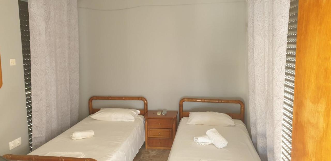 Pansion Marousa Метана Экстерьер фото