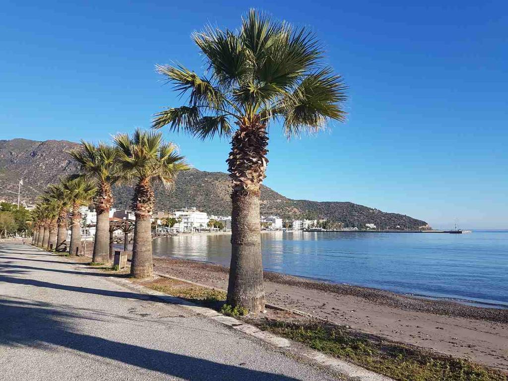 Pansion Marousa Метана Экстерьер фото